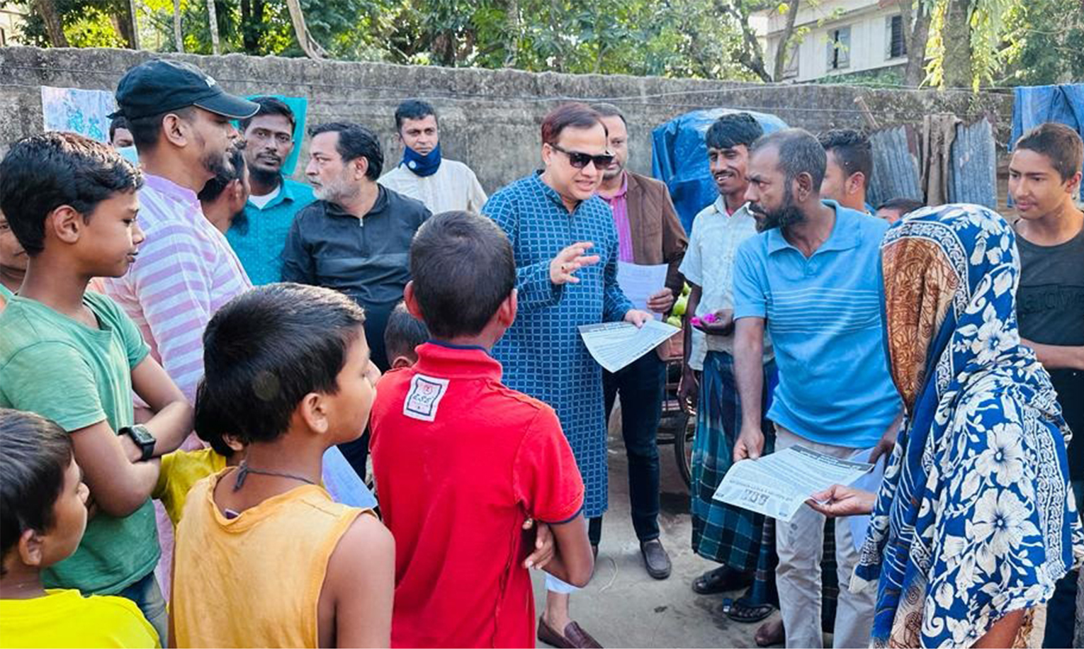 সিলেট মহানগর বিএনপির লিফলেট বিতরণ ও গণসংযোগ দেশে নির্বাচনের নামে নাটক চলছে: কয়েস লোদী